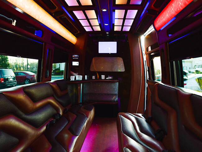 Stretch limo in Atlantic City, NJ